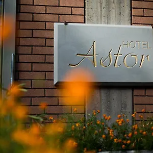 Astor 2* Modène