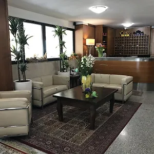 Viale Venezia Апарт-отель
