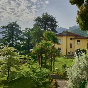 Ucci 3* Onno
