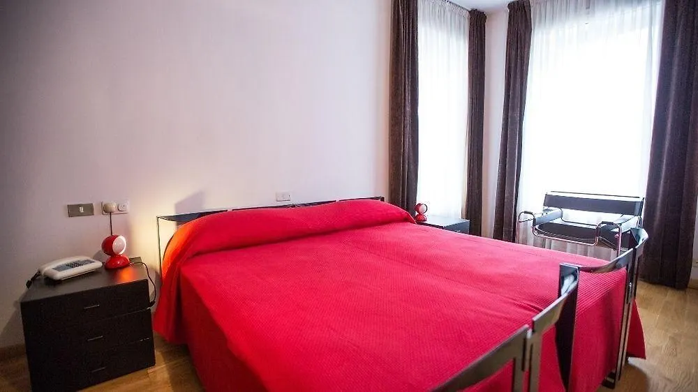 Residence Hotel Castelvecchio Verona 2*,