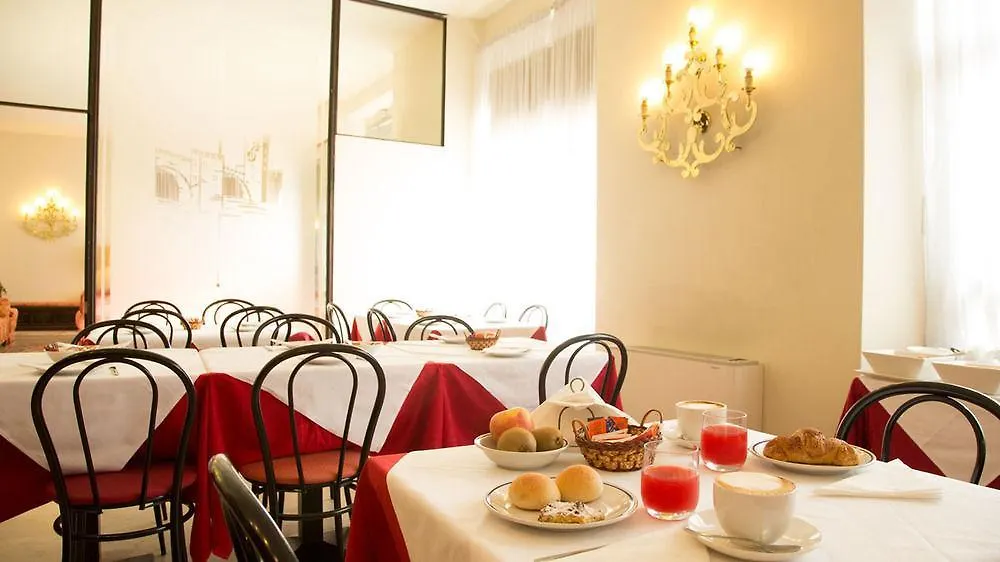 Residence Hotel Castelvecchio Verona 2*,  Italia