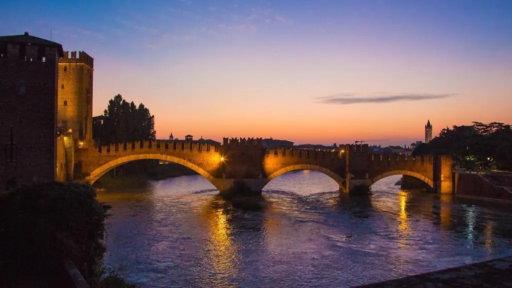 Residence Hotel Castelvecchio Verona 2*,  Italia