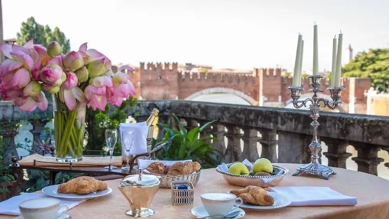 Residence Hotel Castelvecchio Verona 2*,